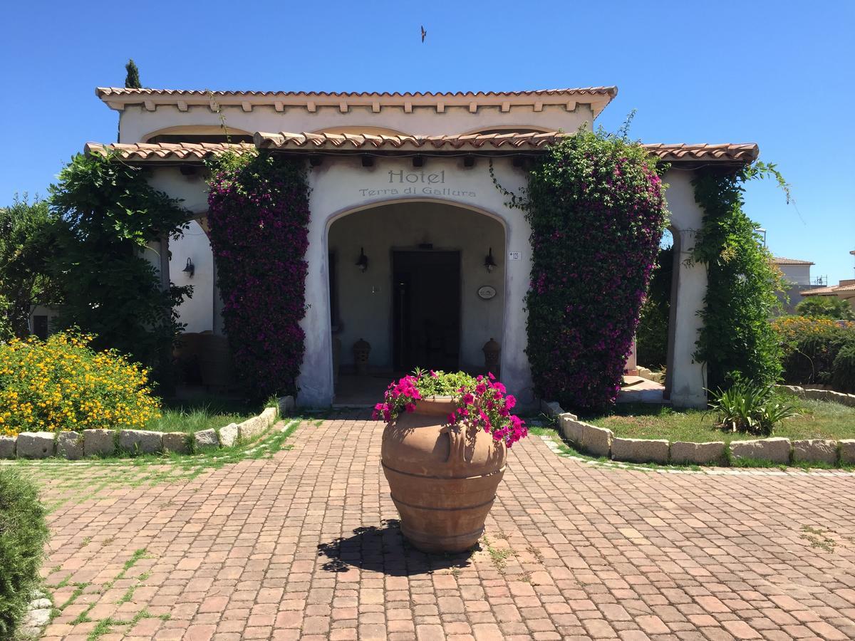 Hotel Terra Di Gallura Budoni Exterior foto